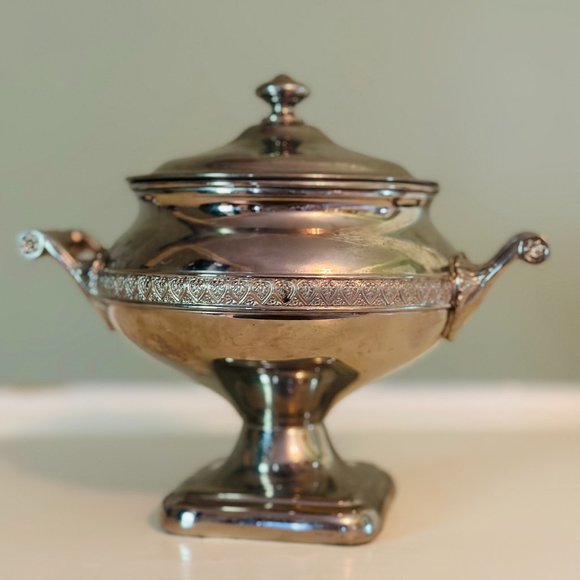 Vintage Manning-Bowman and Company MB Means Best Sugar Bowl with Lid - Picture 2 of 16